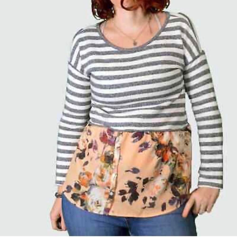 Postmark Anthropologie Ginny floral print striped top oversized layered Sz Large